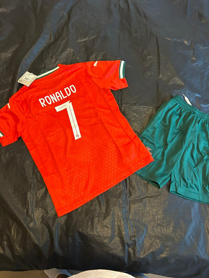 PORTUGAL HOME KIT 25/26 (CR7)